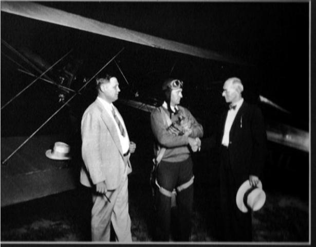 Amelia Earhart during her Greenville airport visit